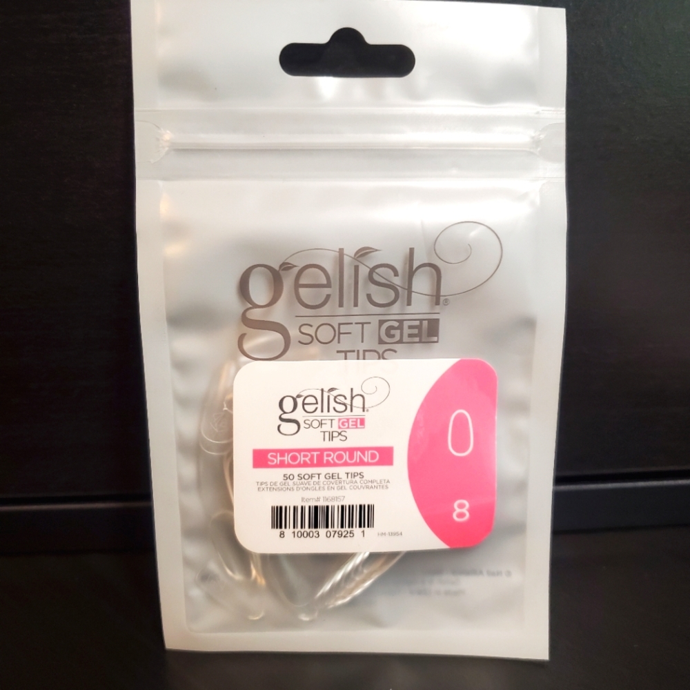 Gelish soft gel tips short round size 8 refill 50ct
